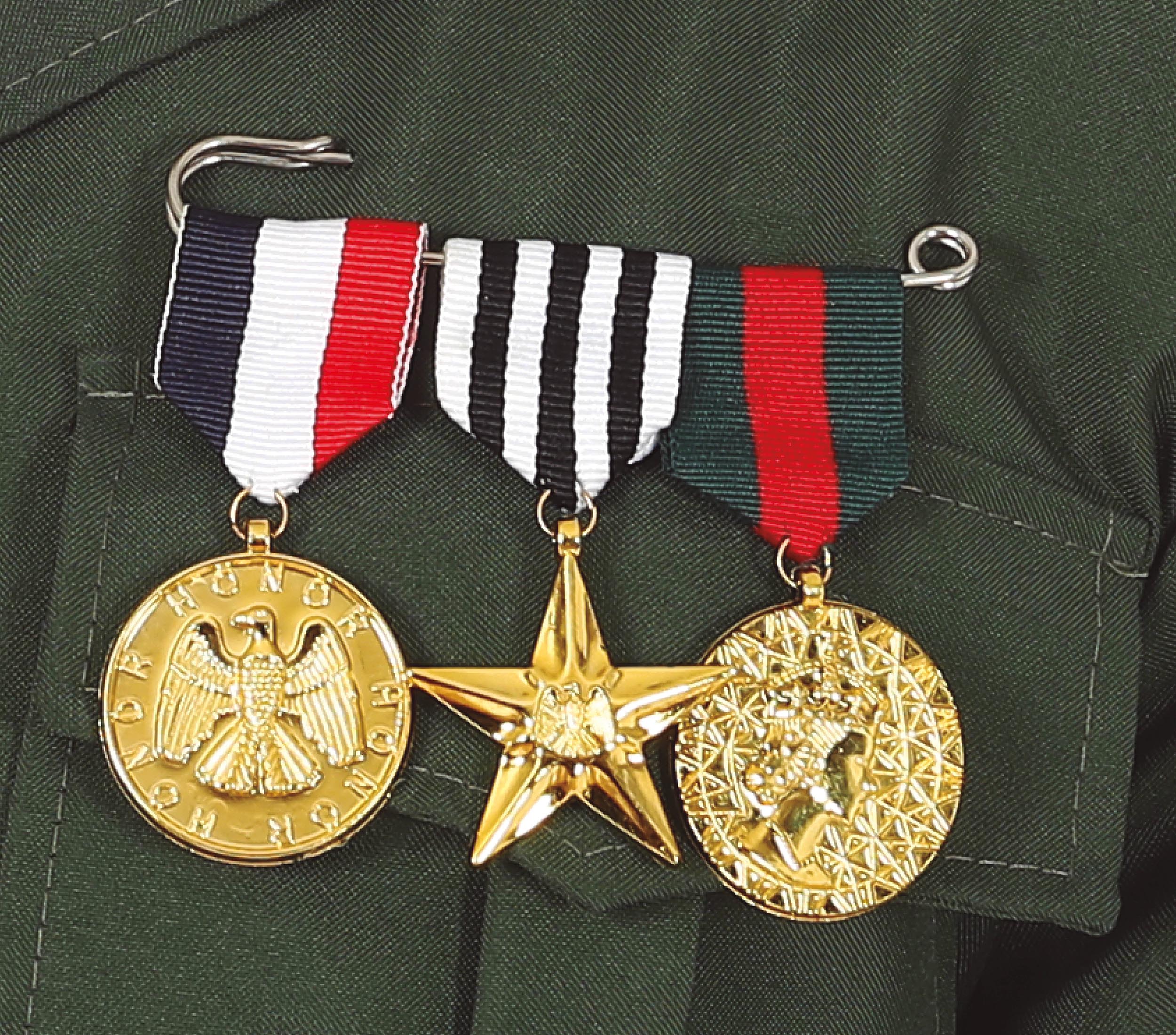 GP18694 – Militaer Abzeichen Karneval Medaille – Farbe: Gold