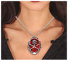 GP24799 – Piratenschmuck Rubin Totenkopf Amulett – Farbe: Silber