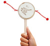 GP27363 – Musikinstrument Karneval Rassel Handtrommel – Farbe: Beige