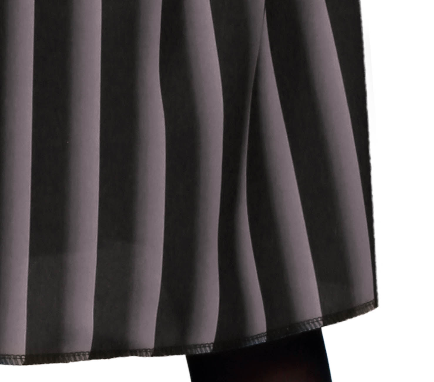 GP78117 – Halloween Gothic Schuloutfit Schwarz Weiß – Größe: 140/146 – Farbe: Schwarz